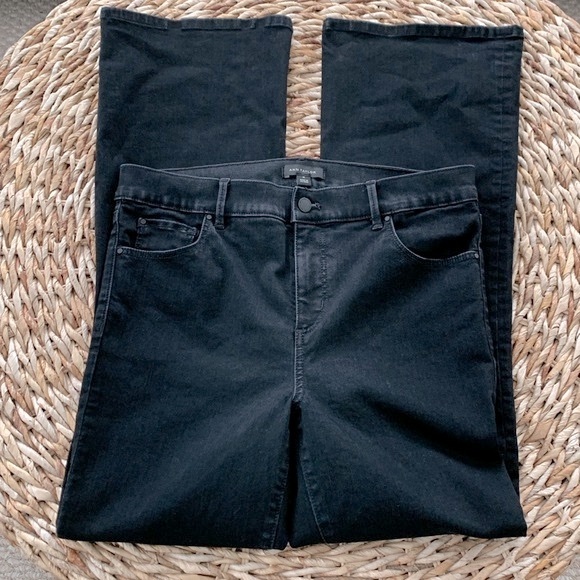 Ann Taylor Slim Bootcut Jean - Picture 4 of 13